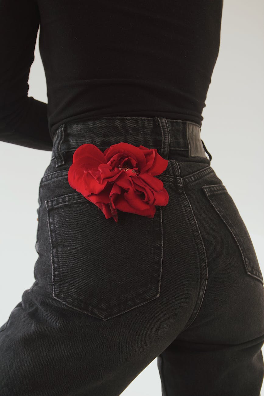 How to Style Black Jeans